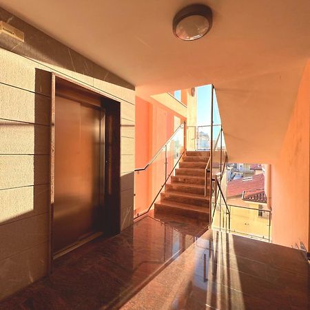 Capitol Apartments غرادو المظهر الخارجي الصورة