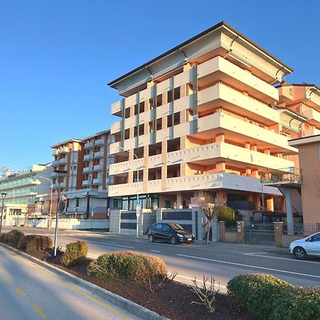 Capitol Apartments غرادو المظهر الخارجي الصورة
